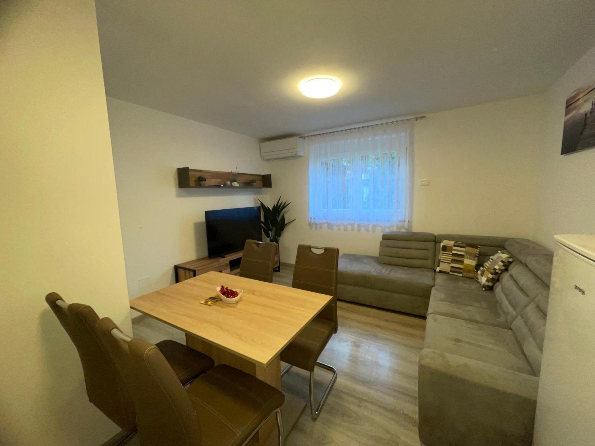 Apartma Dzana Zaga Luaran gambar