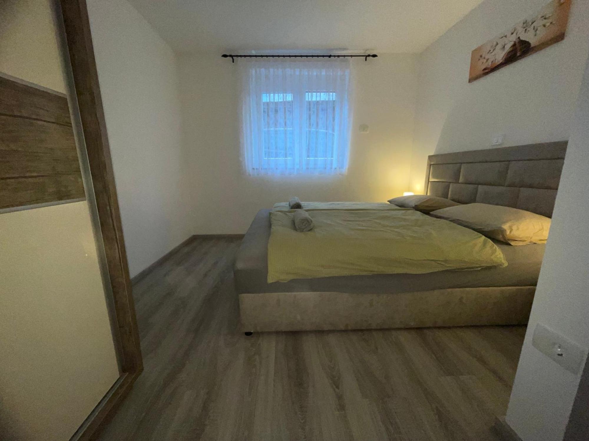 Apartma Dzana Zaga Luaran gambar