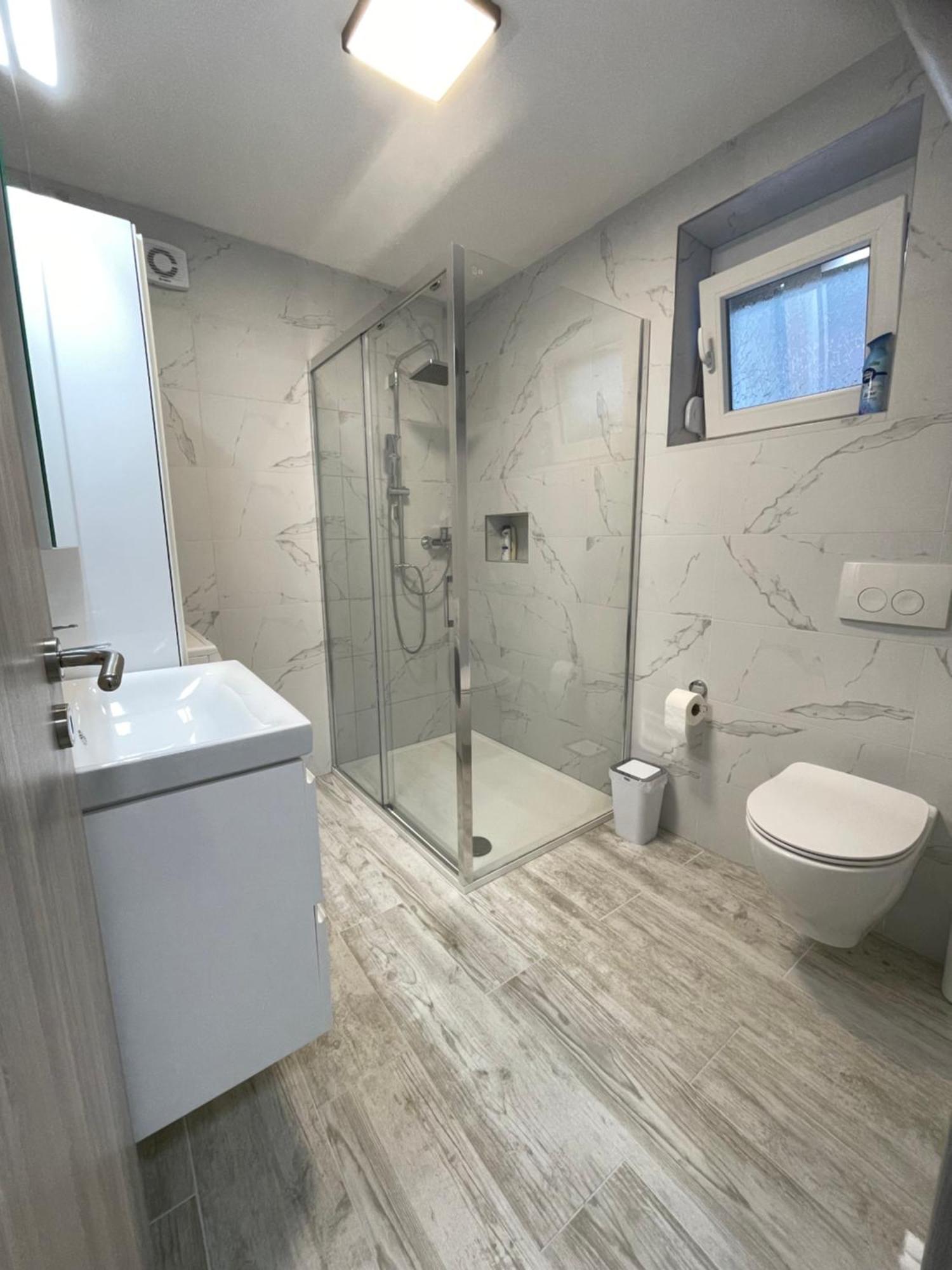 Apartma Dzana Zaga Luaran gambar