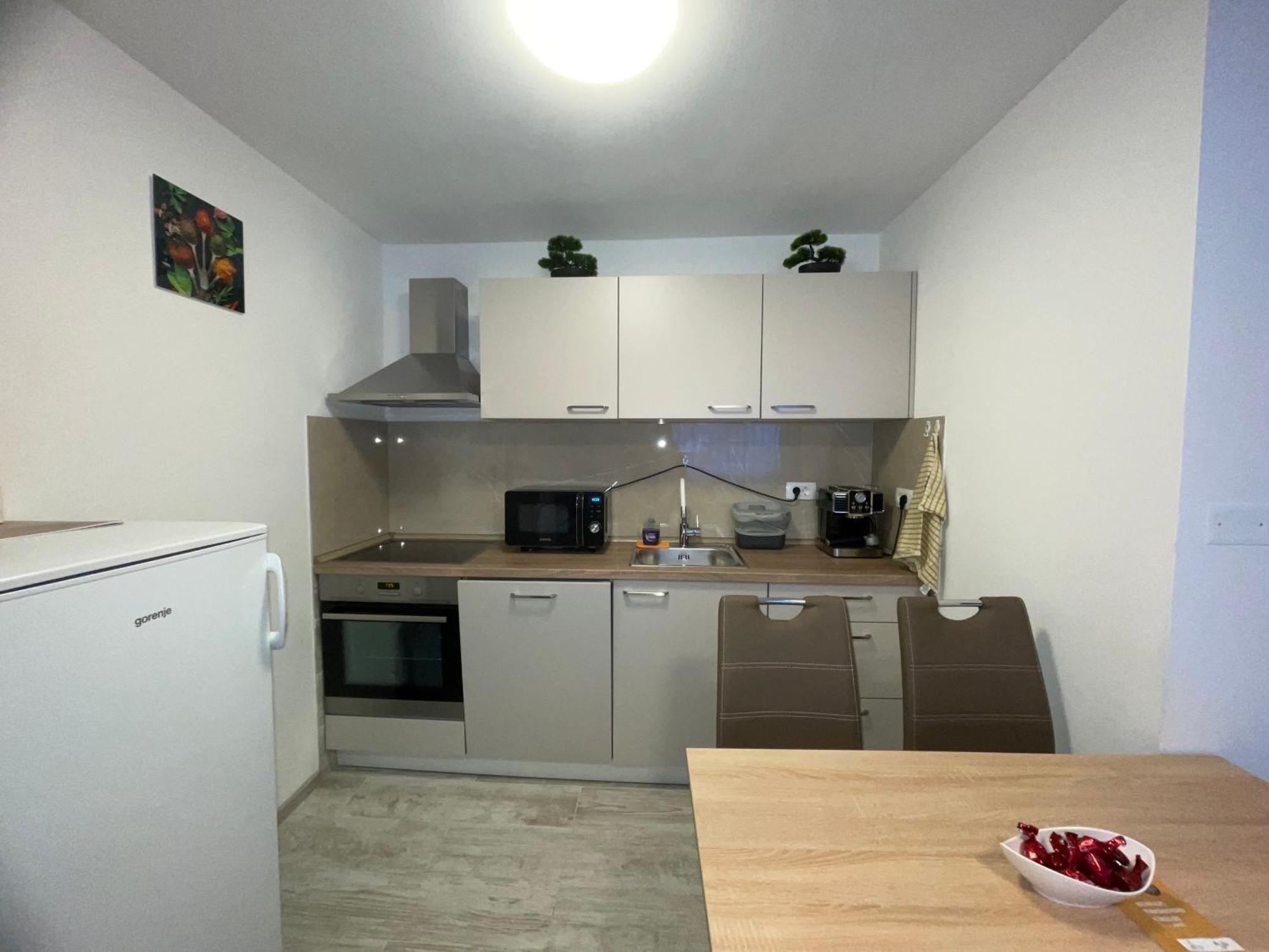 Apartma Dzana Zaga Luaran gambar